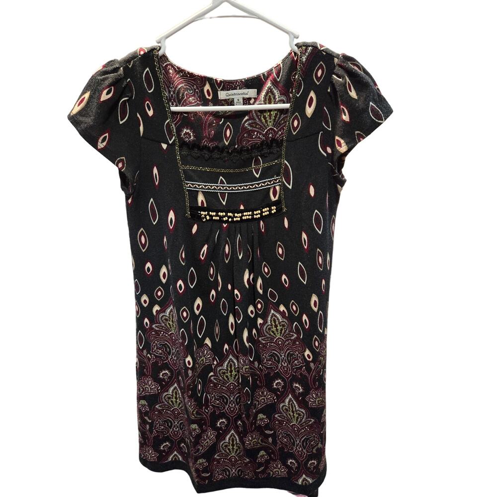 Women's Shirt Top Blouse. Quintessential Cap Sleeve Black Patterned Size S